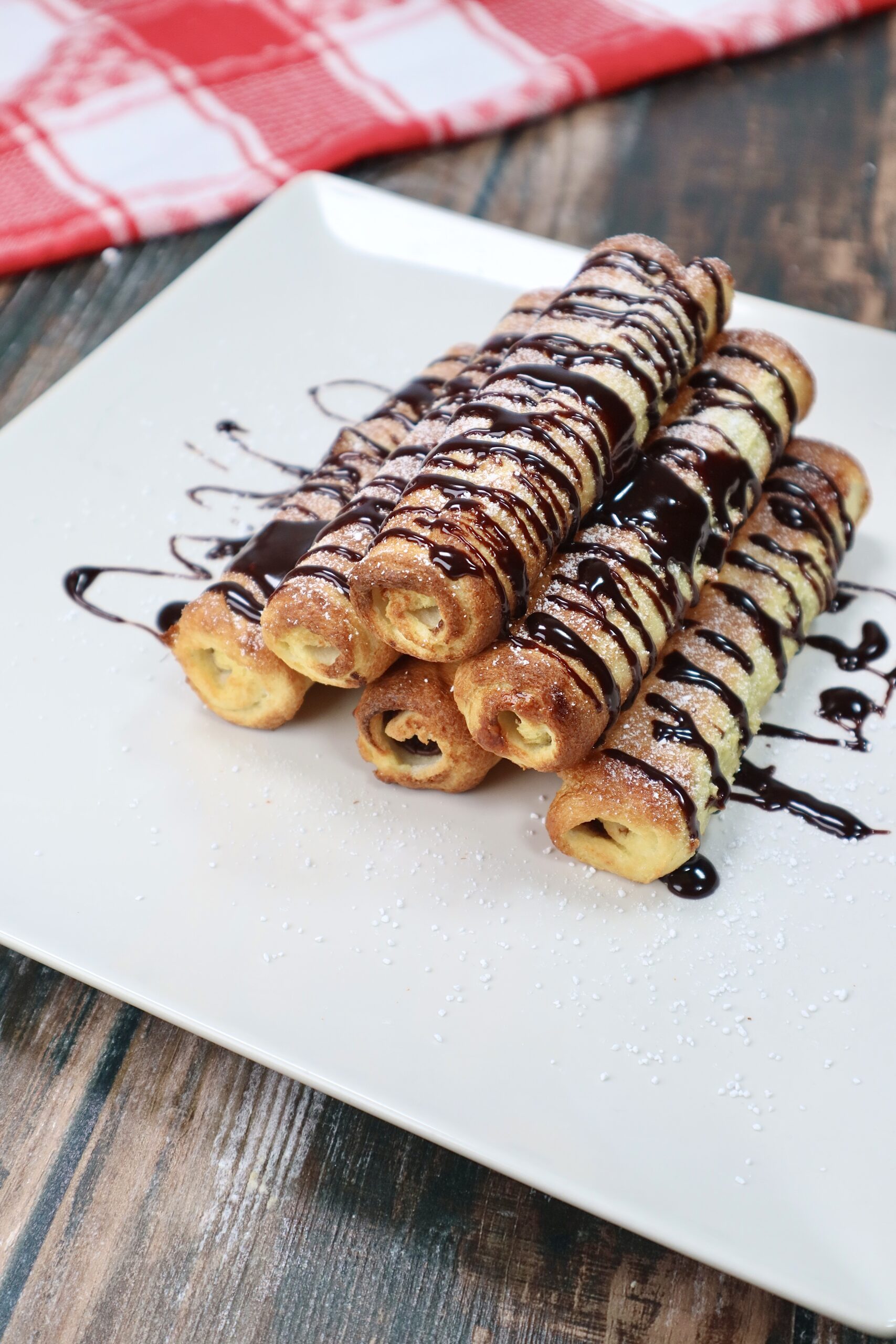 French Toast Roll ups com Nutella sem óleo e manteiga na fritadeira a ar