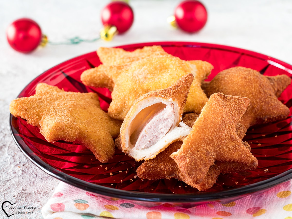 ESTRELAS DE PÃO DE FORMA RECHEADAS E FRITAS