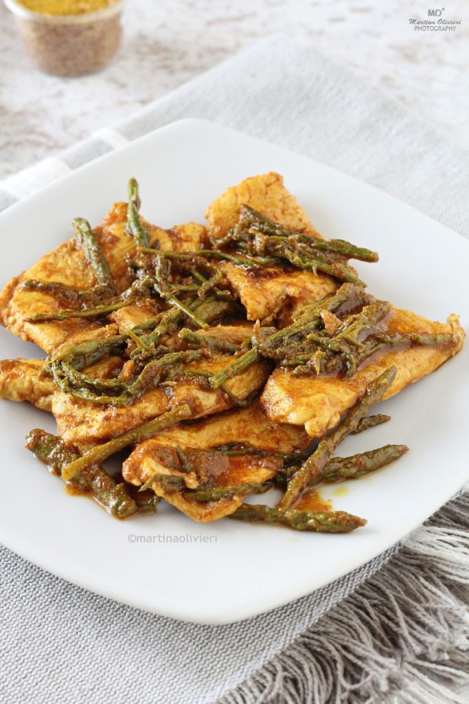 Frango ao curry com aspargos