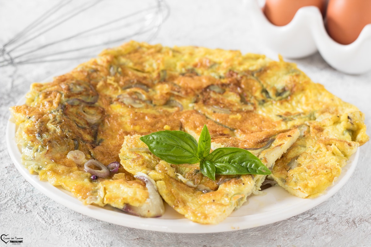 FRITTATA COM CEBOLAS DE TROPEA