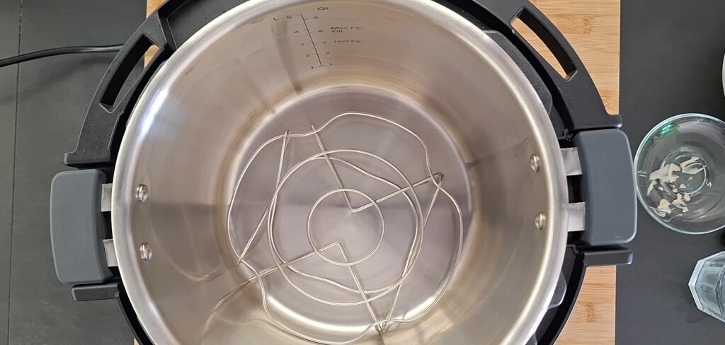 Grelha no fundo da Instant Pot