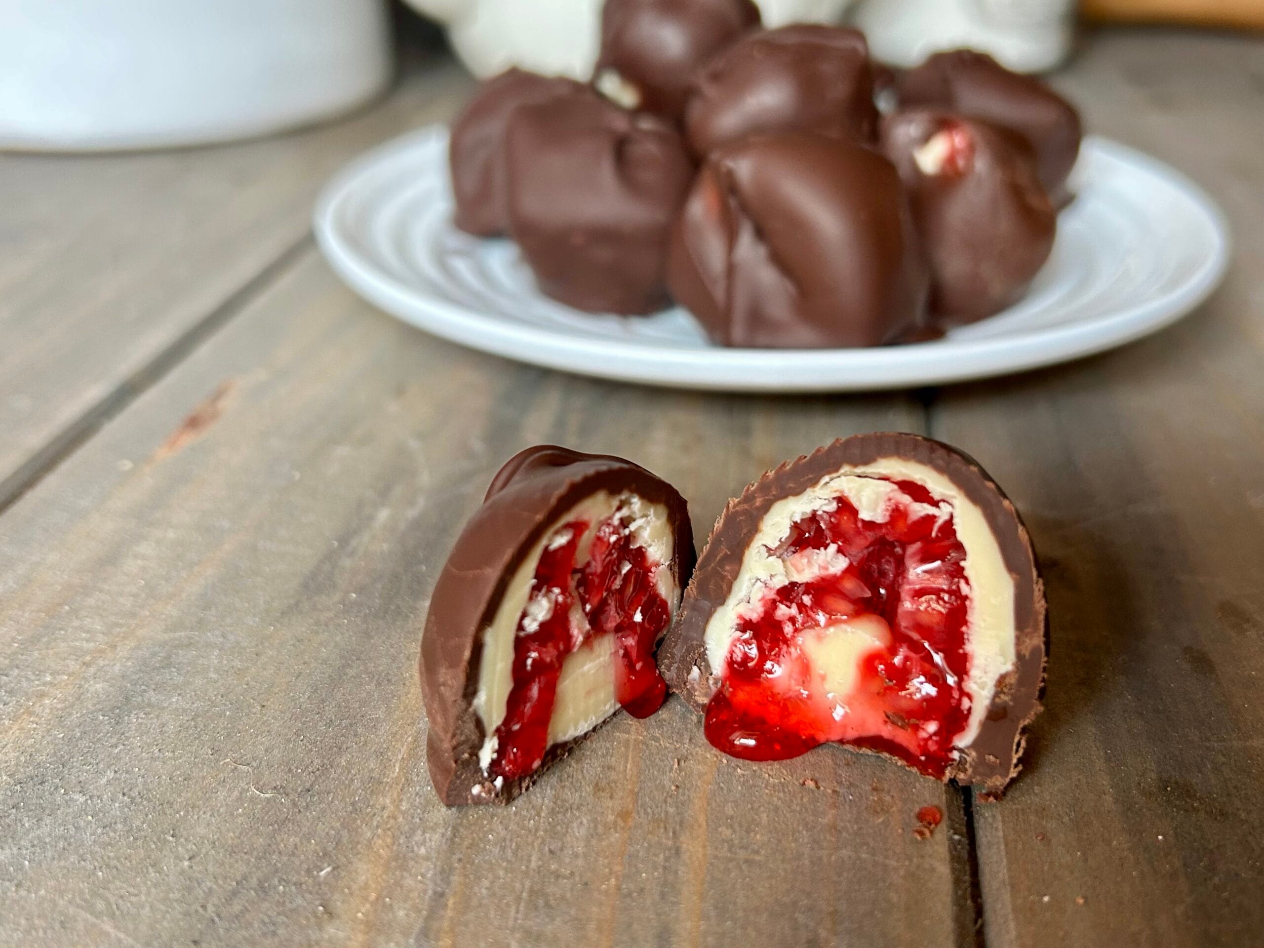 Franuì: os docinhos virais com framboesas e chocolate