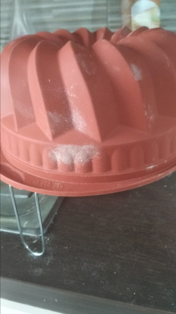 BOLO DE ABÓBORA E GOTAS DE CHOCOLATE