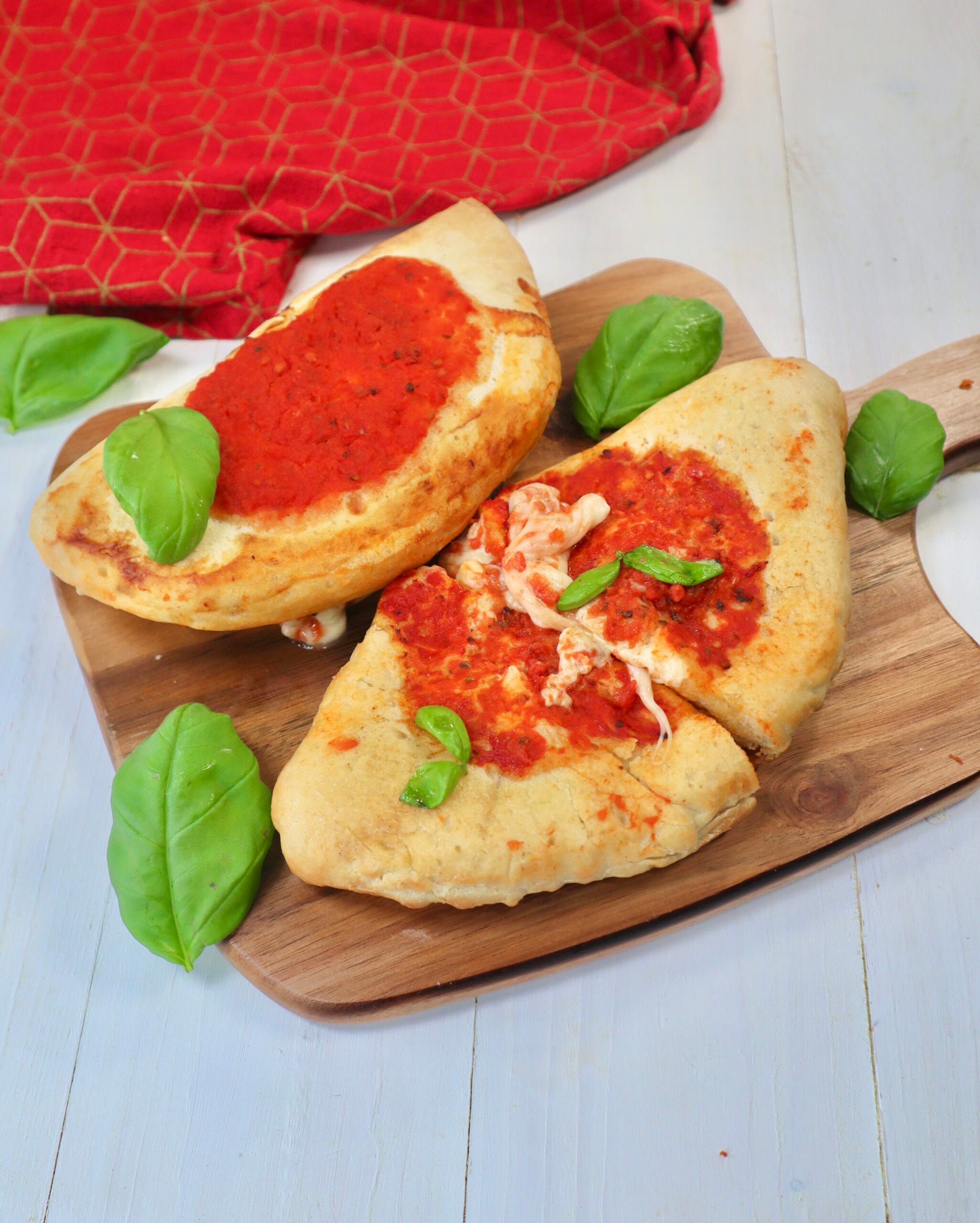 Calzones na fritadeira elétrica