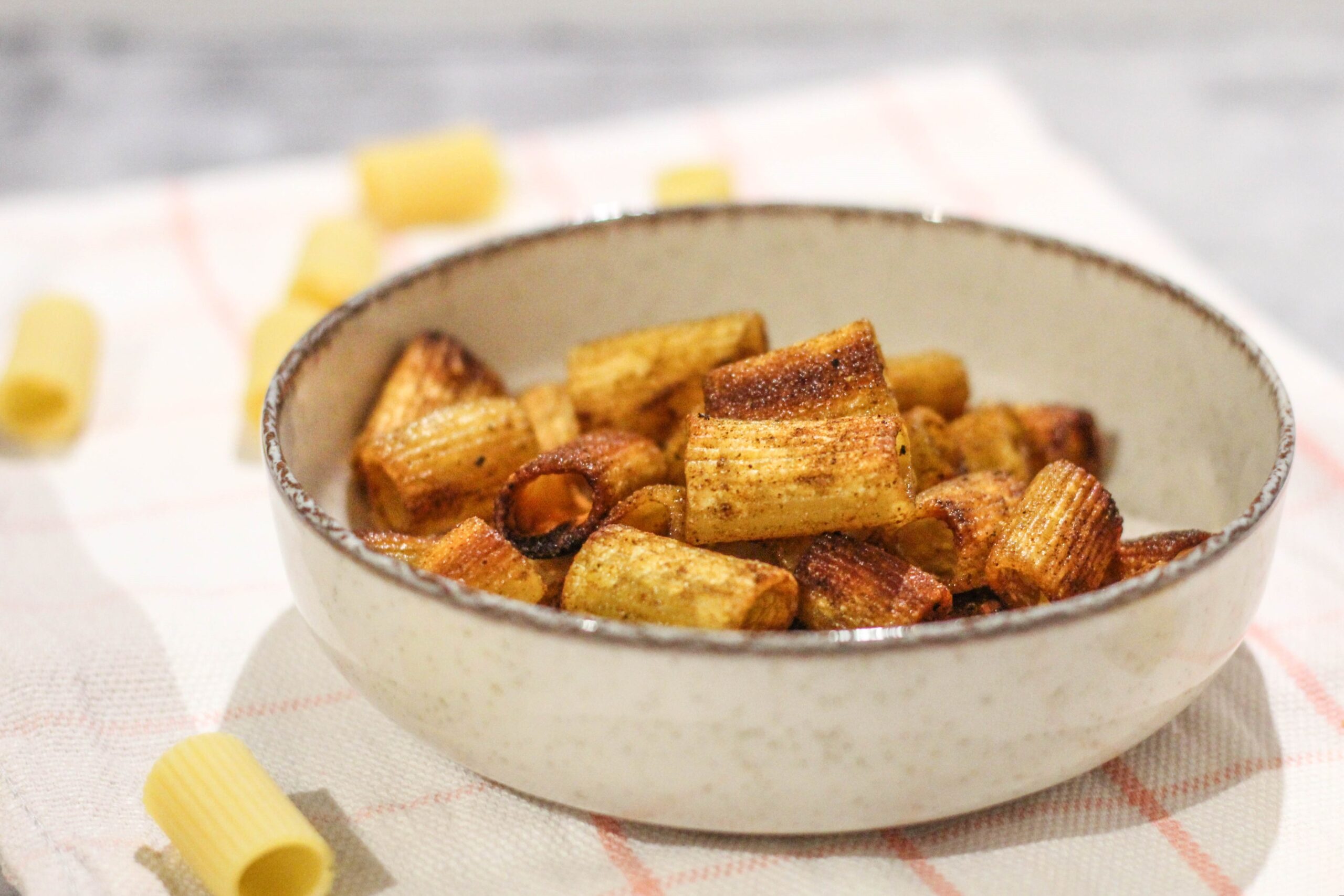 Chips de massa assada