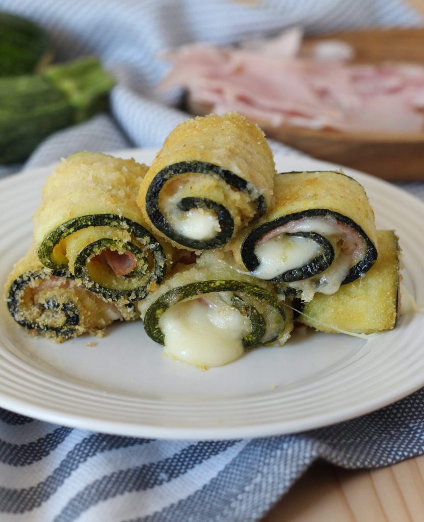 rolinhos de abobrinha com presunto e provolone ao forno