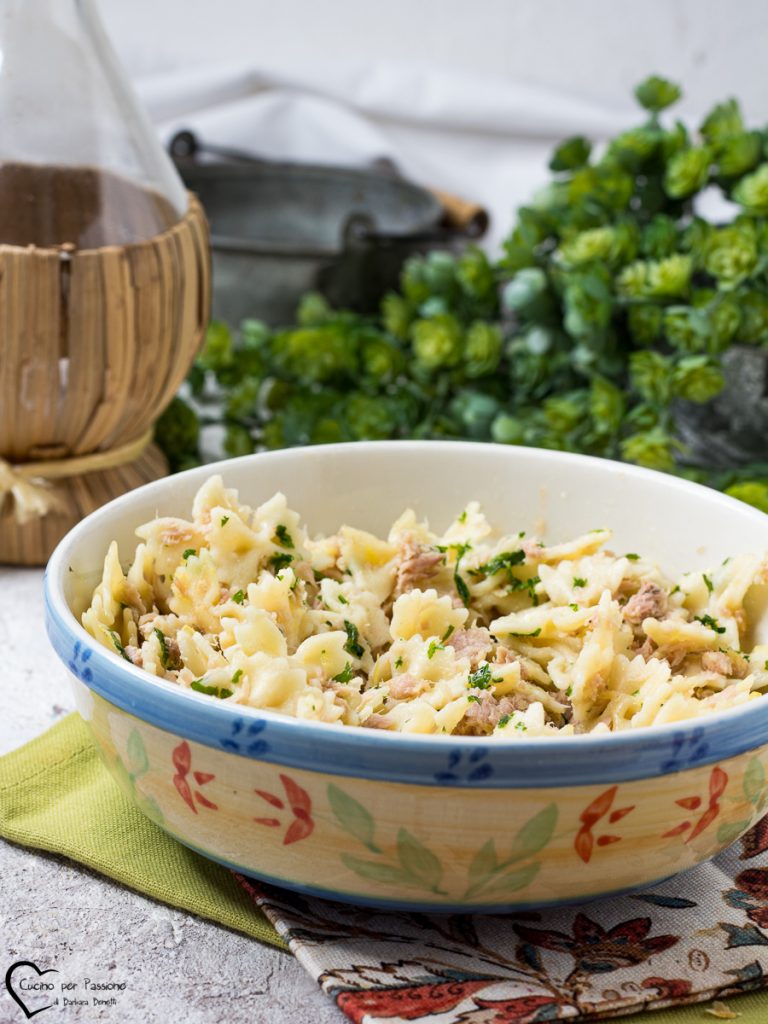Macarrão frio com atum e limão