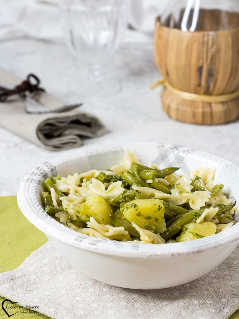 Macarrão frio com vagem e batatas
