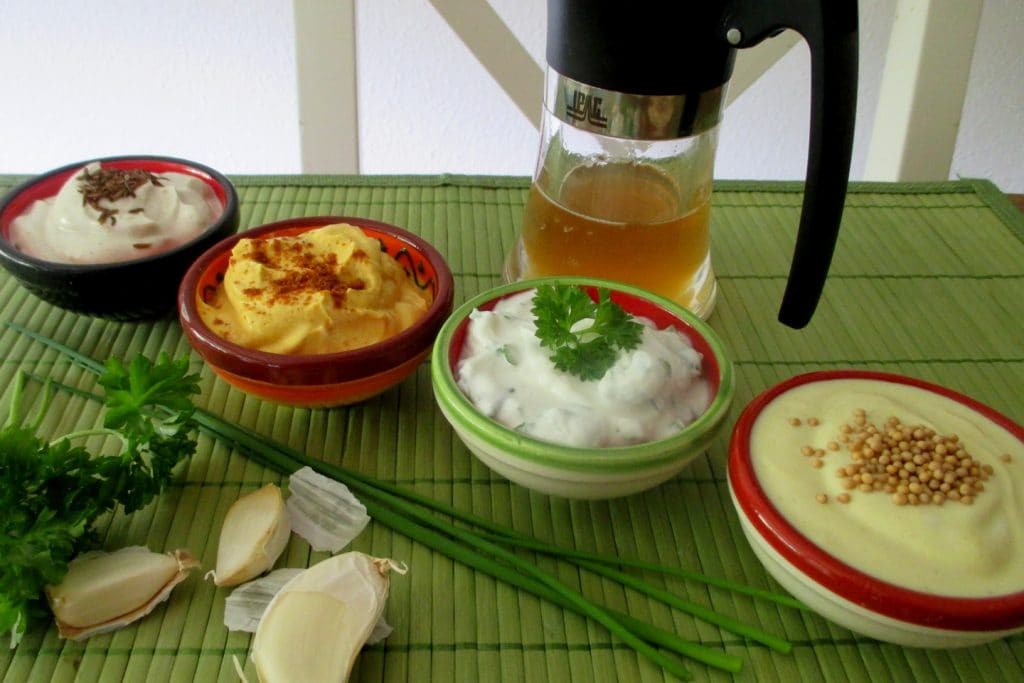 Molho de iogurte em 4 sabores, Comer sem Barriga