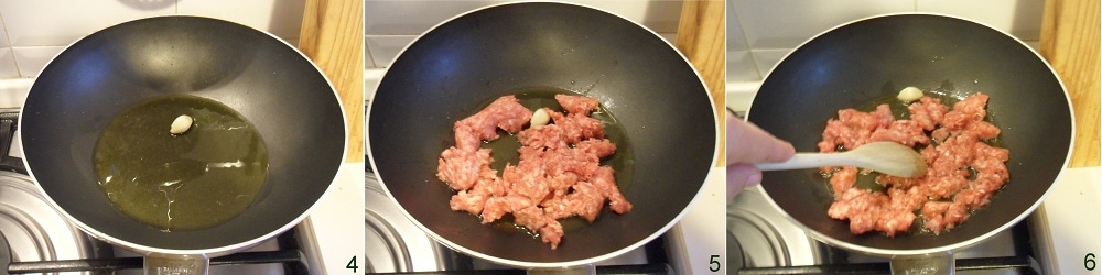 dourar a linguiça para a pasta com creme de leite, linguiça, cogumelos e ervilhas