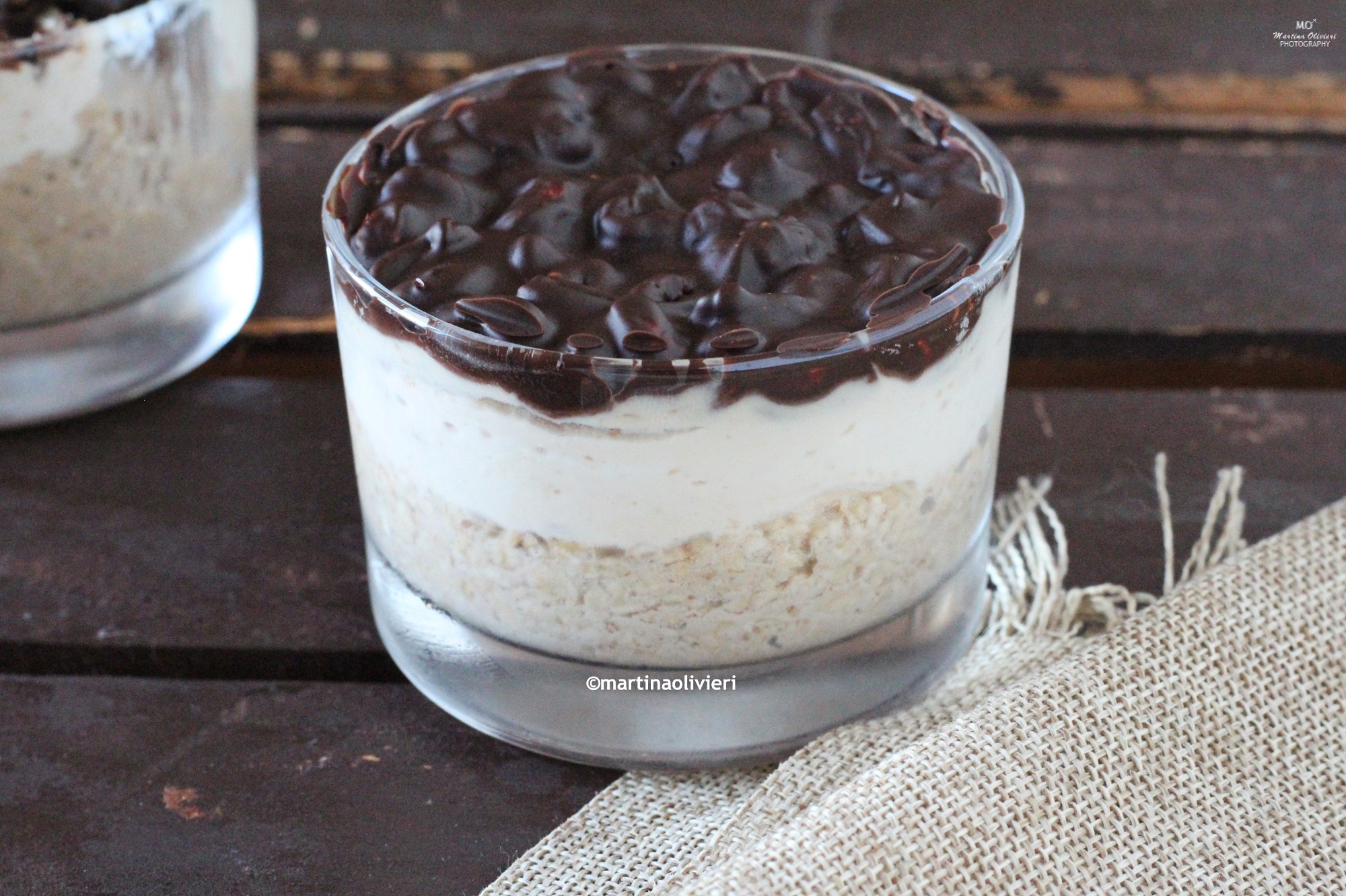 Porridge overnight de chocolate e manteiga de amendoim