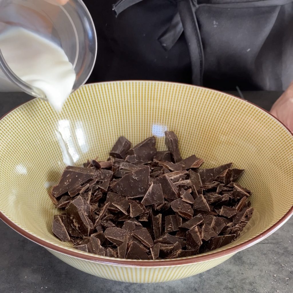 Salame de chocolate sem ovos e manteiga