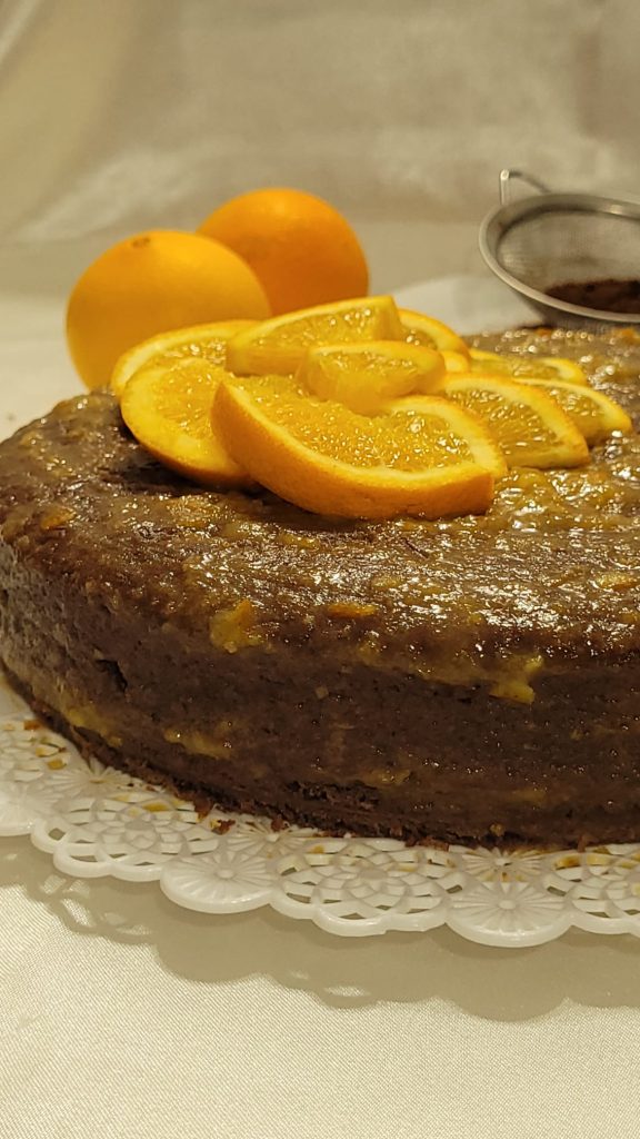 Bolo de Laranja e Chocolate com Cobertura de Marmelada