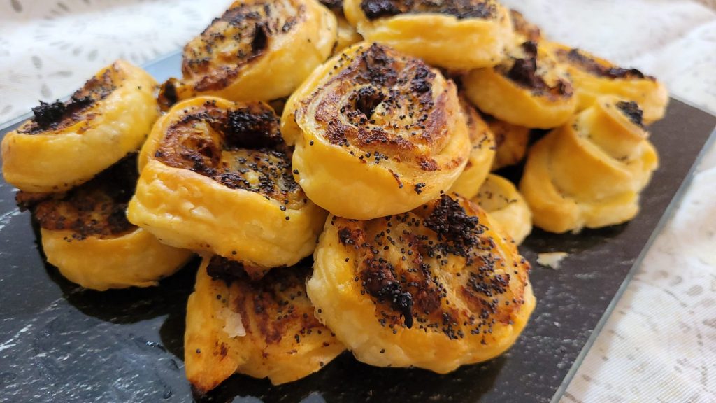 Enroladinhos de Massa Folhada na Air Fryer