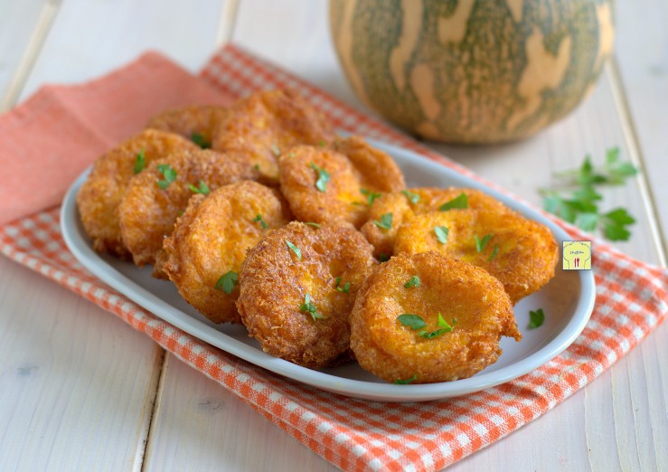 Bolinhos de abóbora com parmesão
