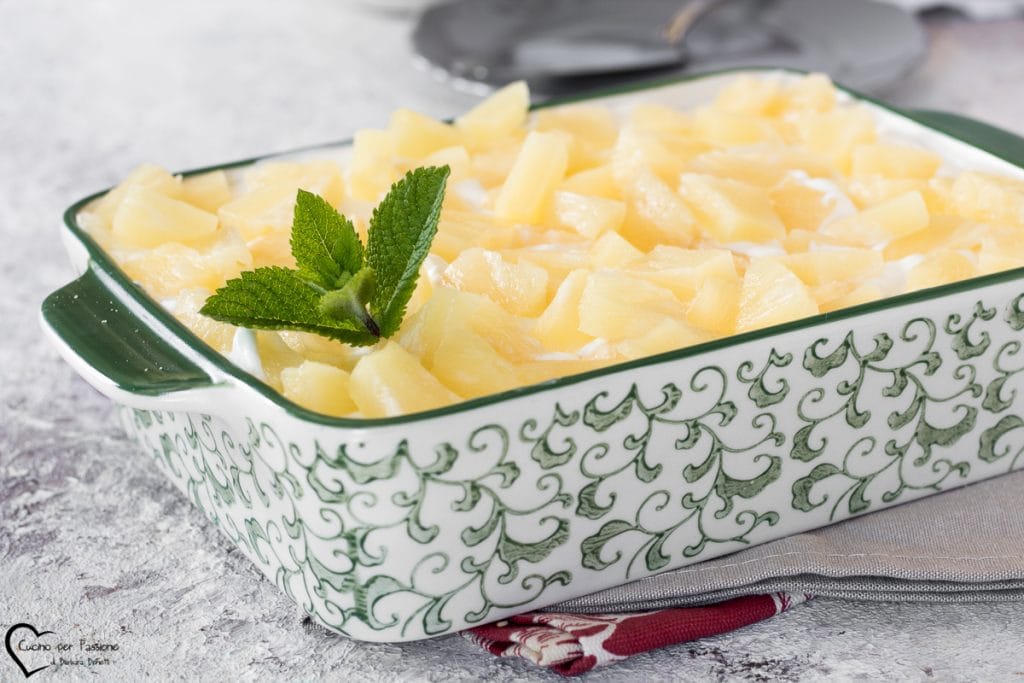 bolo de abacaxi e iogurte