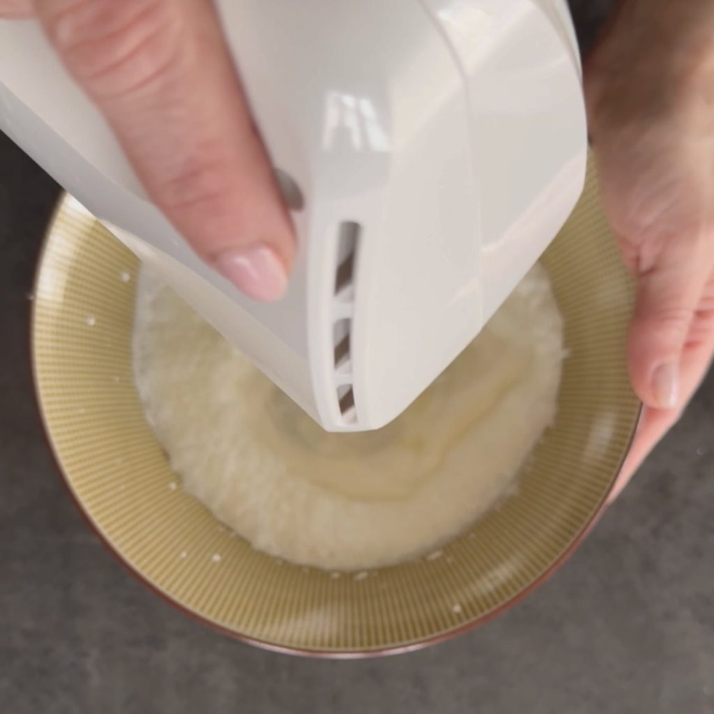 bolo gelado de morango