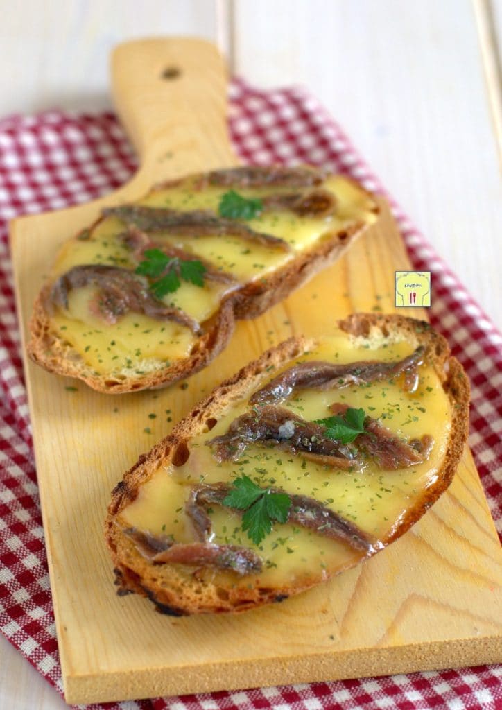 bruschette scamorza e acciughe gp