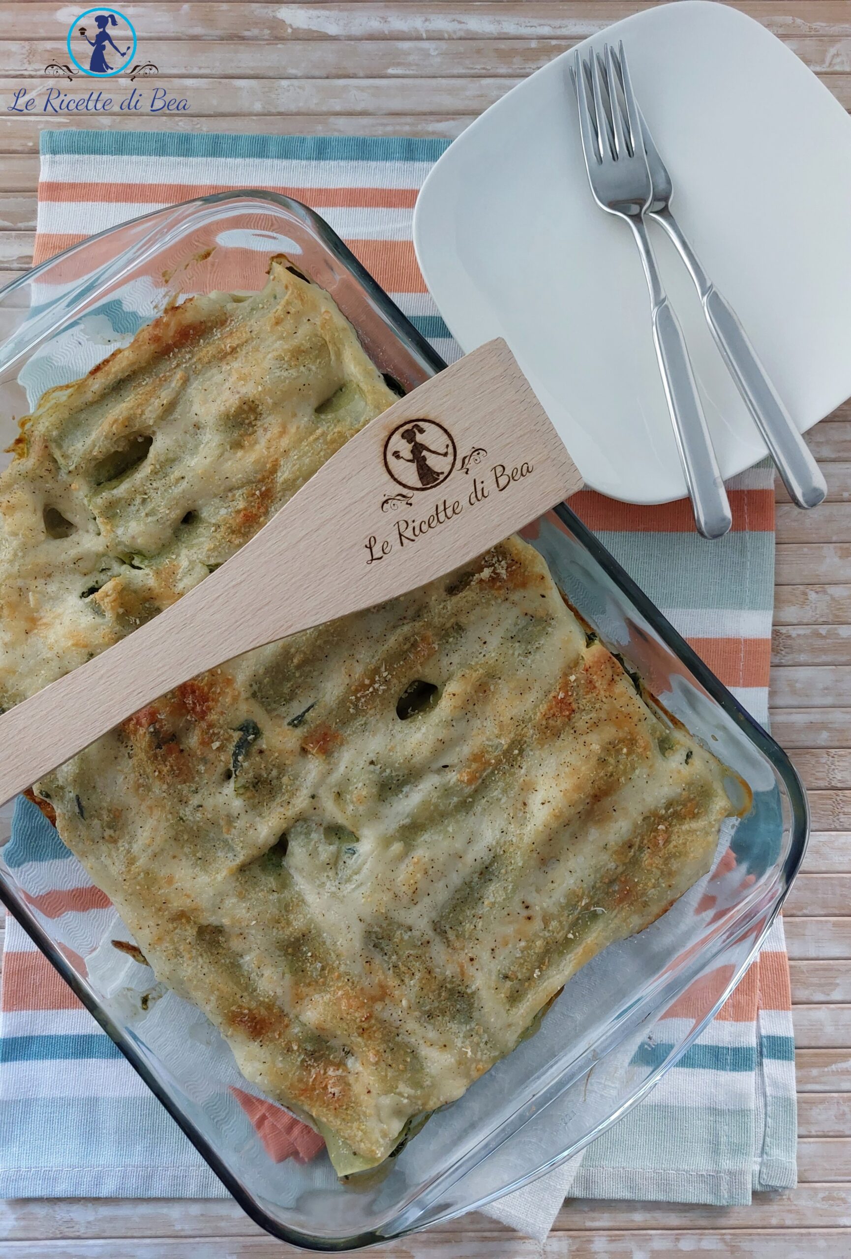 Cannelloni de Espinafre e Robiola com Molho Bechamel