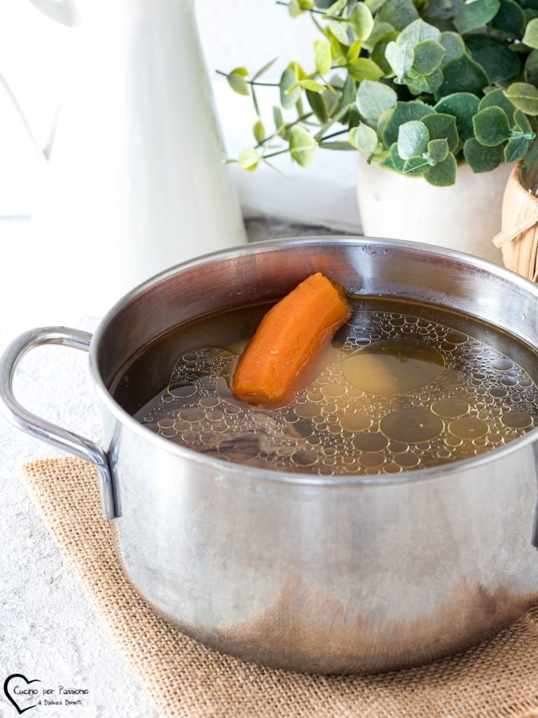 como fazer caldo de carne