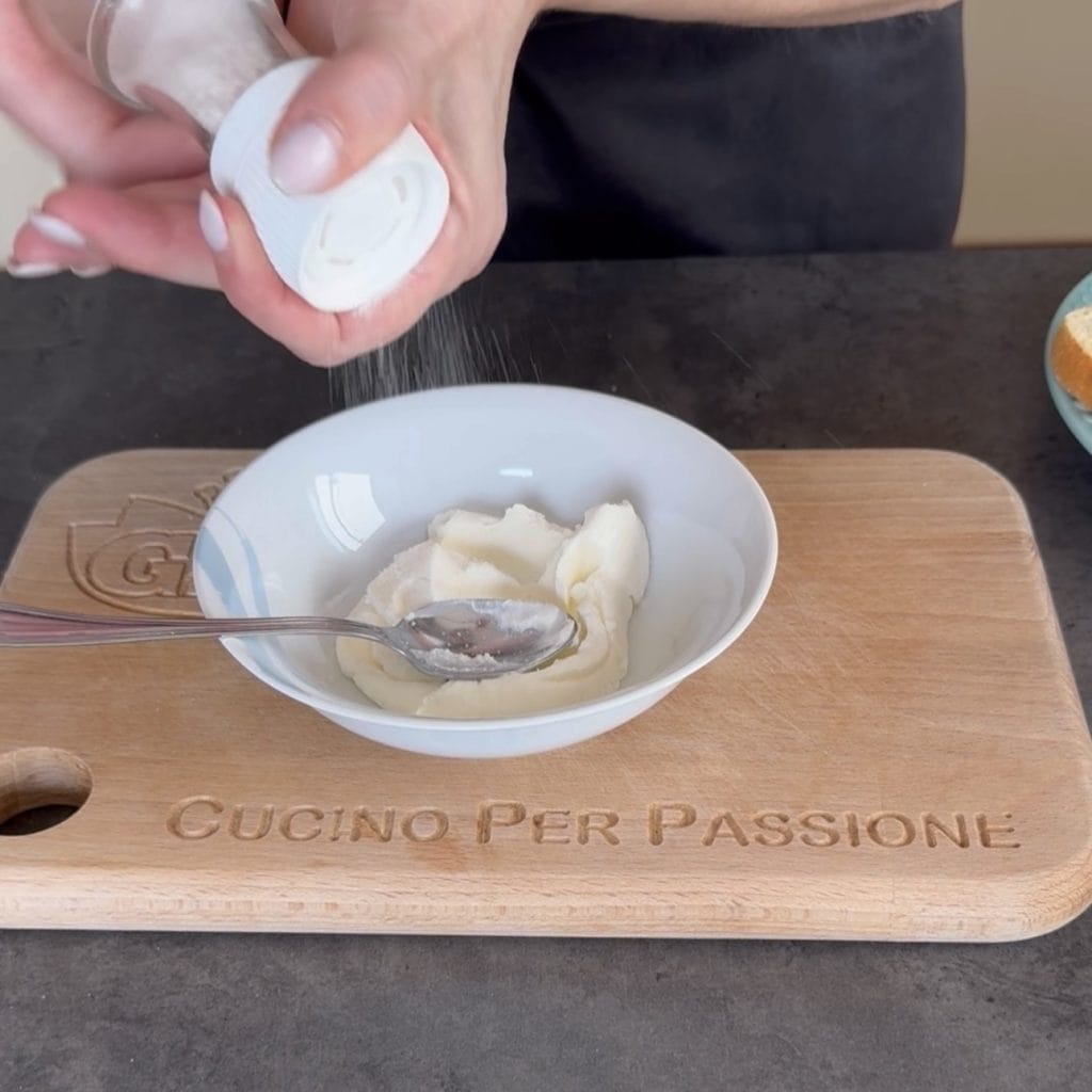 crostini philadelphia e speck