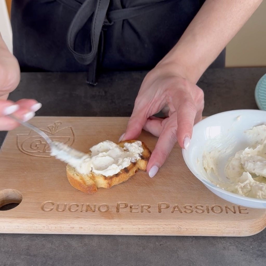 crostini philadelphia e speck