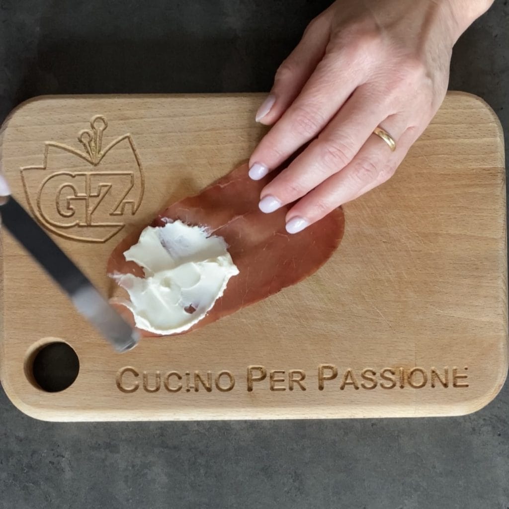 enroladinhos de bresaola