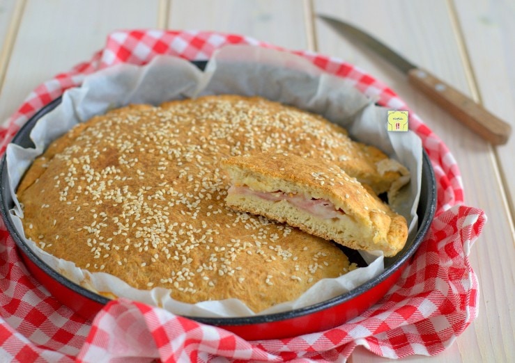 Focaccia de batata recheada