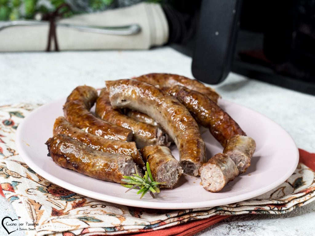 linguiça na fritadeira sem óleo