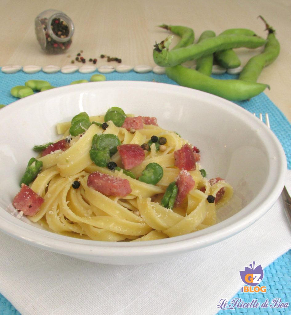 Macarrão com favas, ciauscolo e pecorino