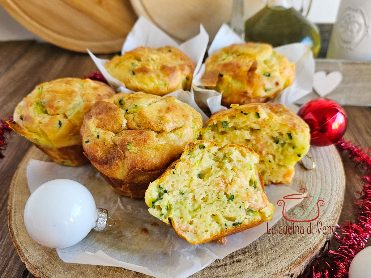 MUFFINS SALGADOS DE IOGURTE COM SALMÃO E ABOBRINHA entrada rápida e deliciosa