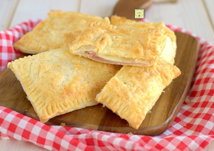 Pastéis folhados na fritadeira a ar