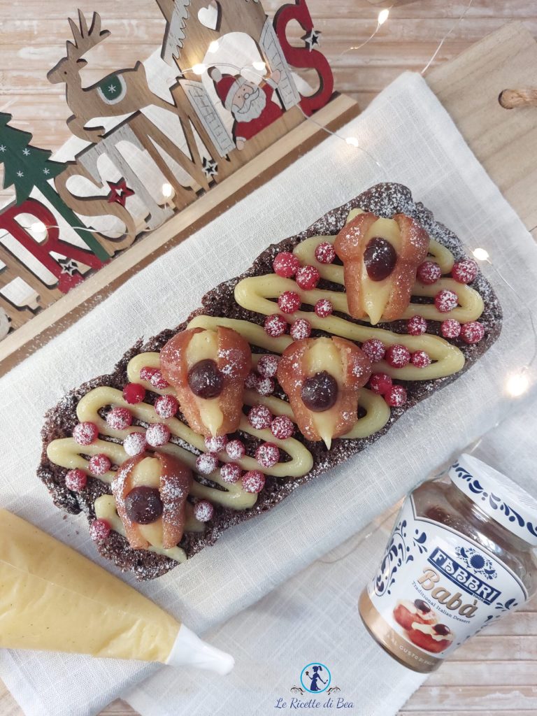 plumcake de cacau com creme e amarene