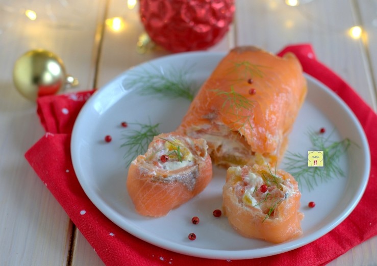 Rolo de salmão com pimentões