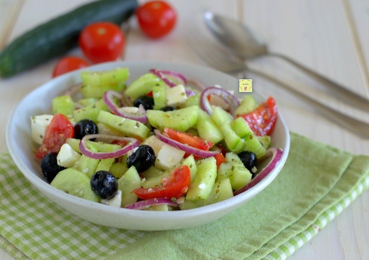 Salada de pepino à grega