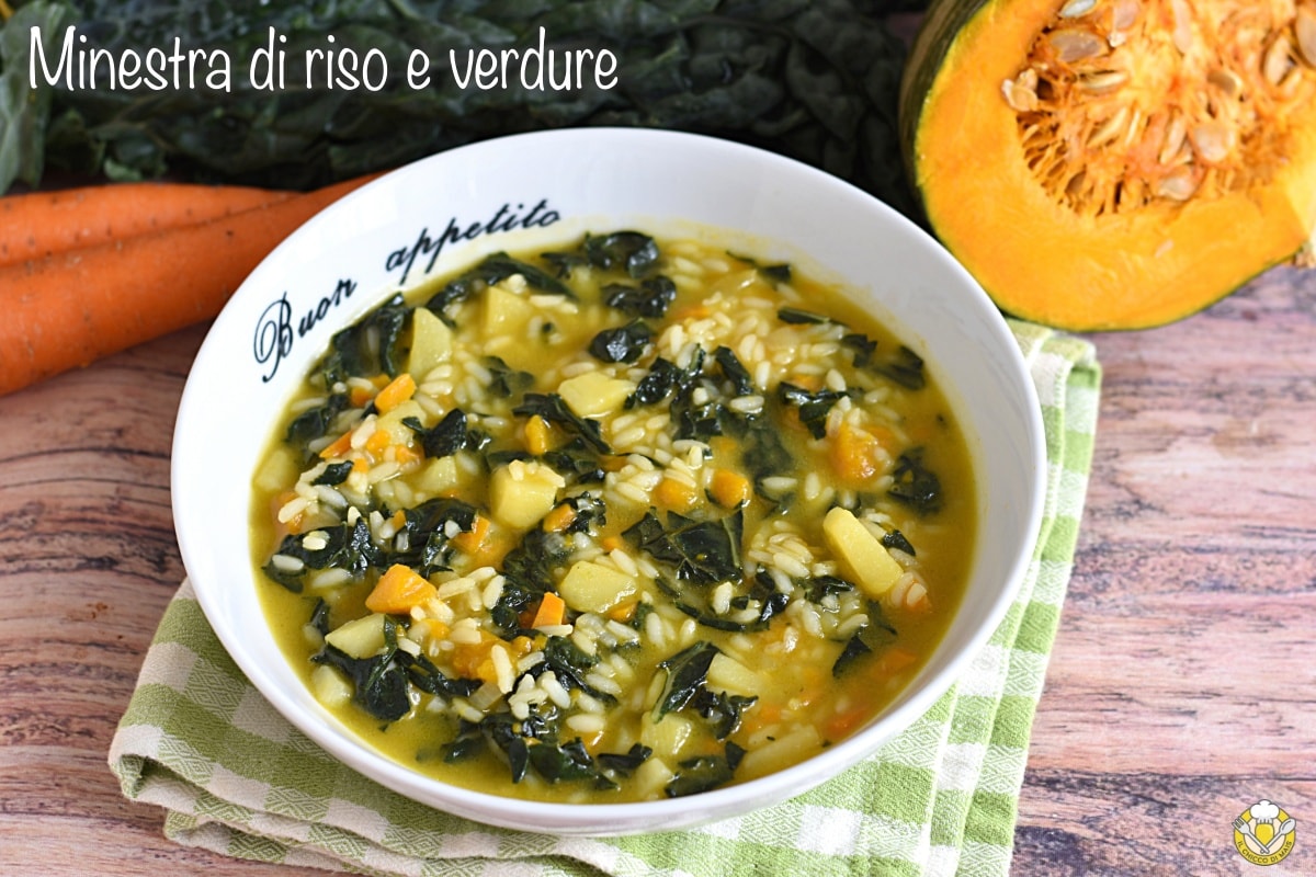 Sopa de arroz com legumes