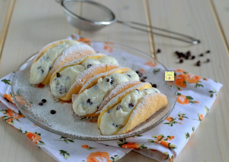 Tacos doces ricota e chocolate