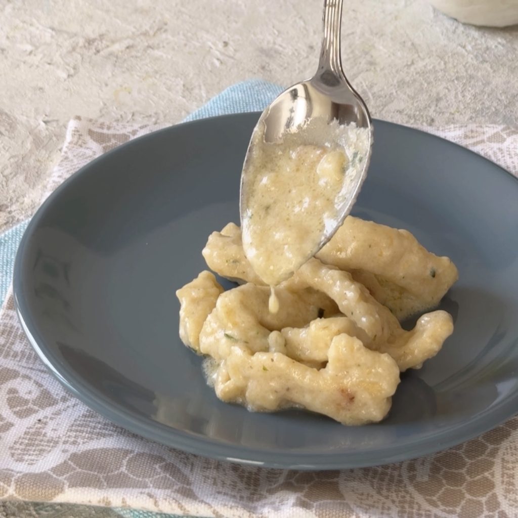 tiras de frango cremosas ao leite