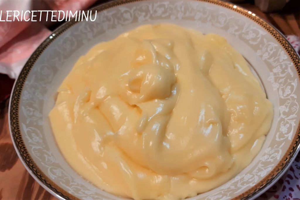 creme para tortas e croissants