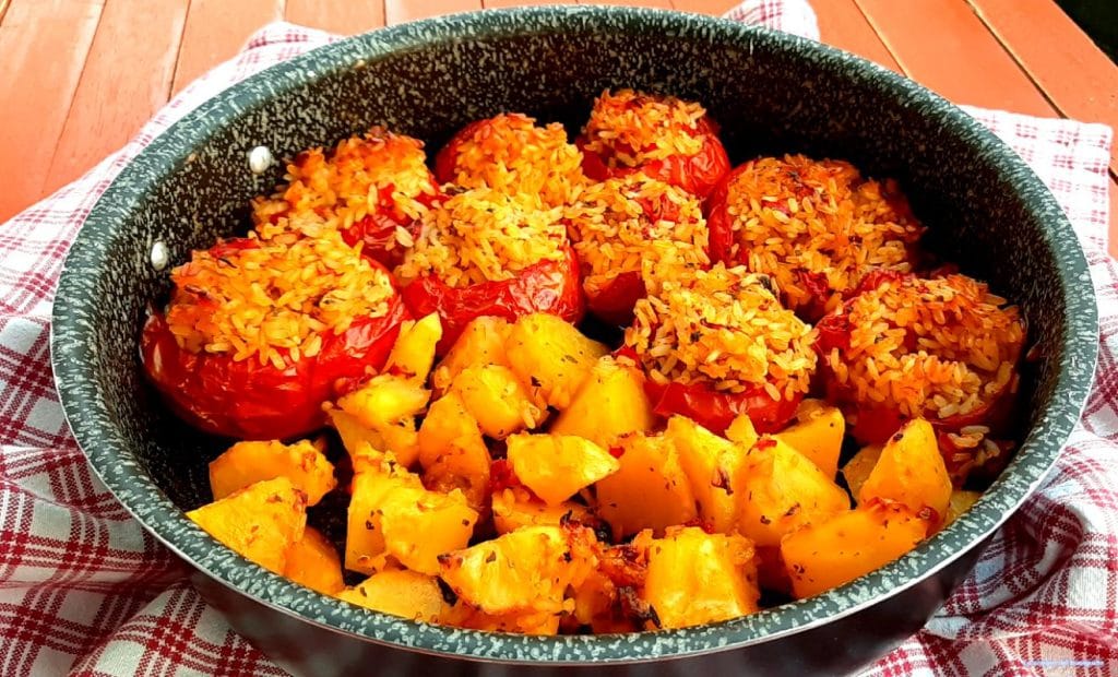 Tomates com arroz