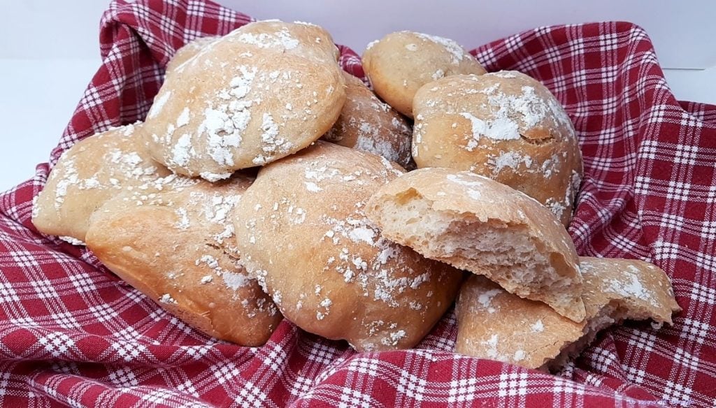 Pãezinhos rápidos de colher