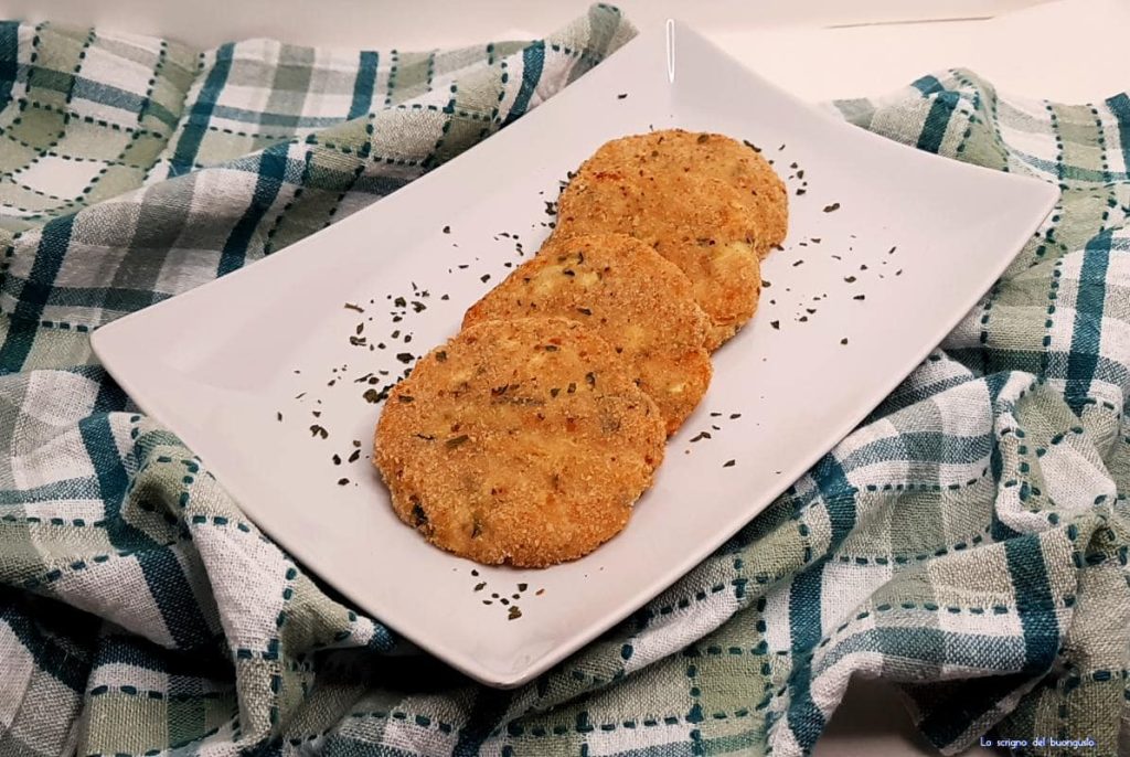 Hambúrguer de frango e abobrinha