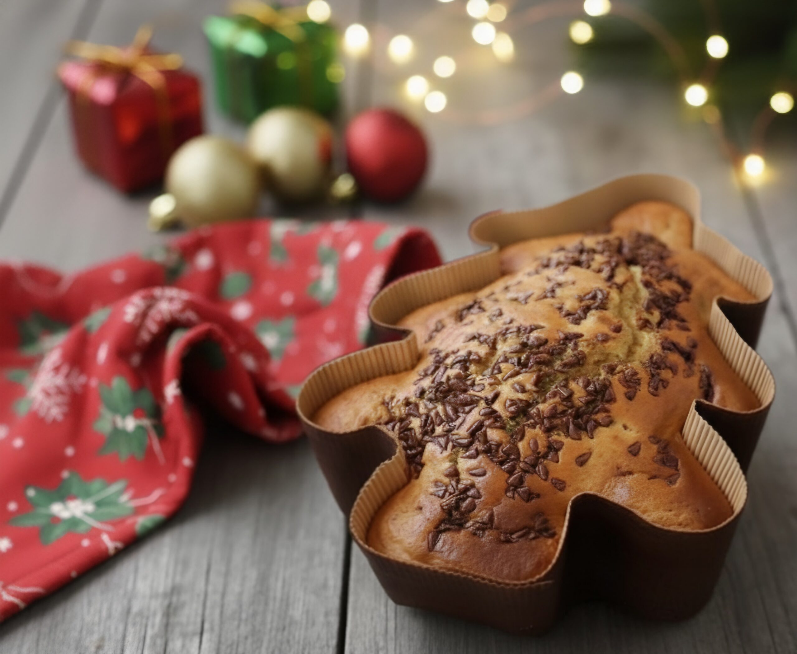 Minha árvore de Natal com passas e maçãs