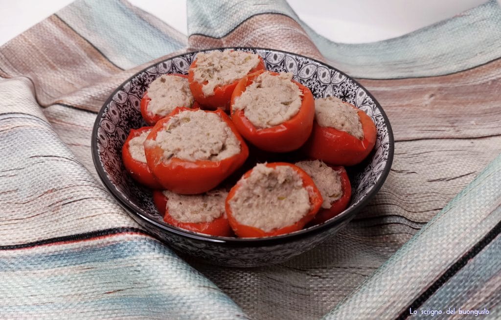 Pimentas recheadas com atum