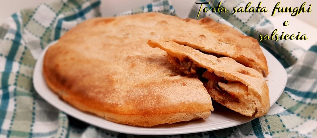 Torta salgada cogumelos e linguiça