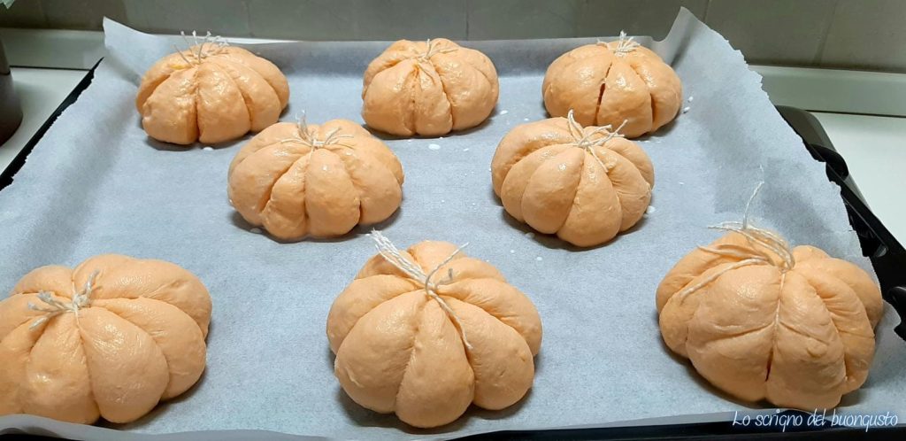 Pãezinhos de leite e abóbora