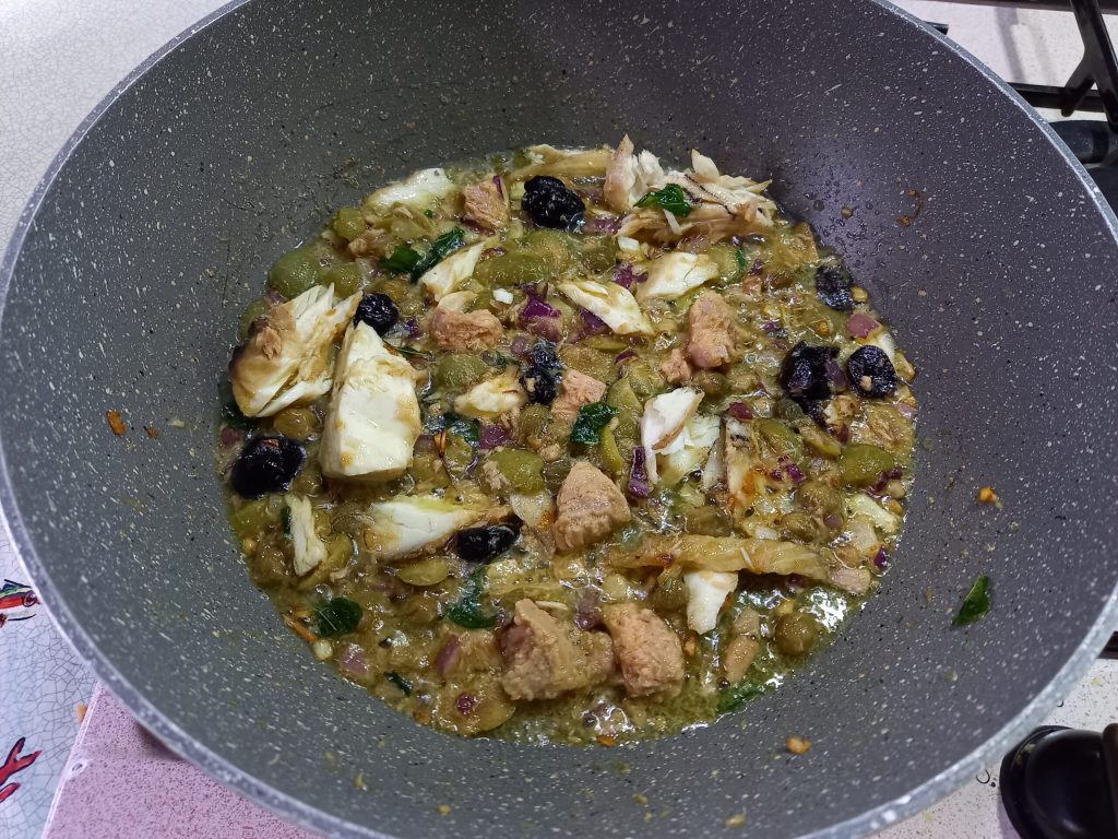 A massa alla puttanesca de mar