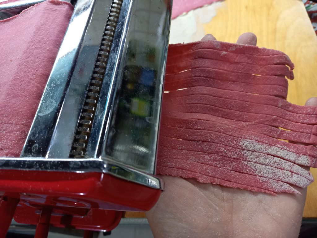 Tagliatelle rosa e creme de ricota