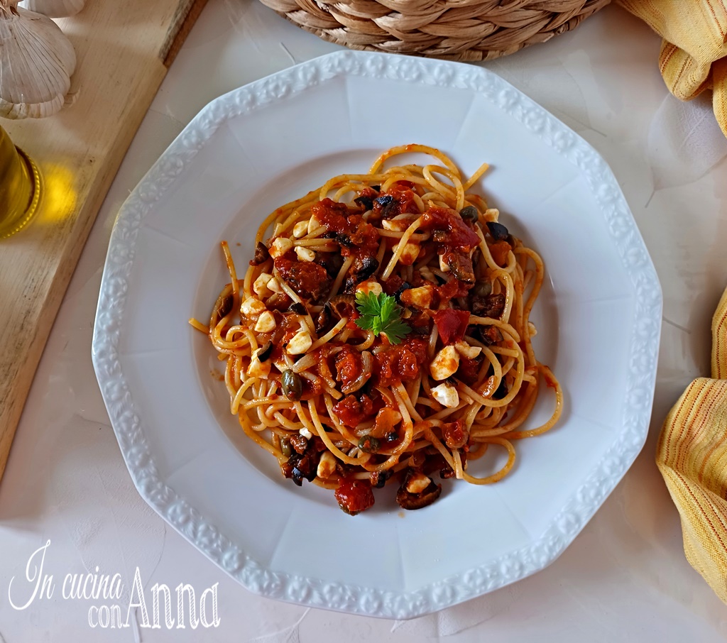 Macarrão à vesuviana