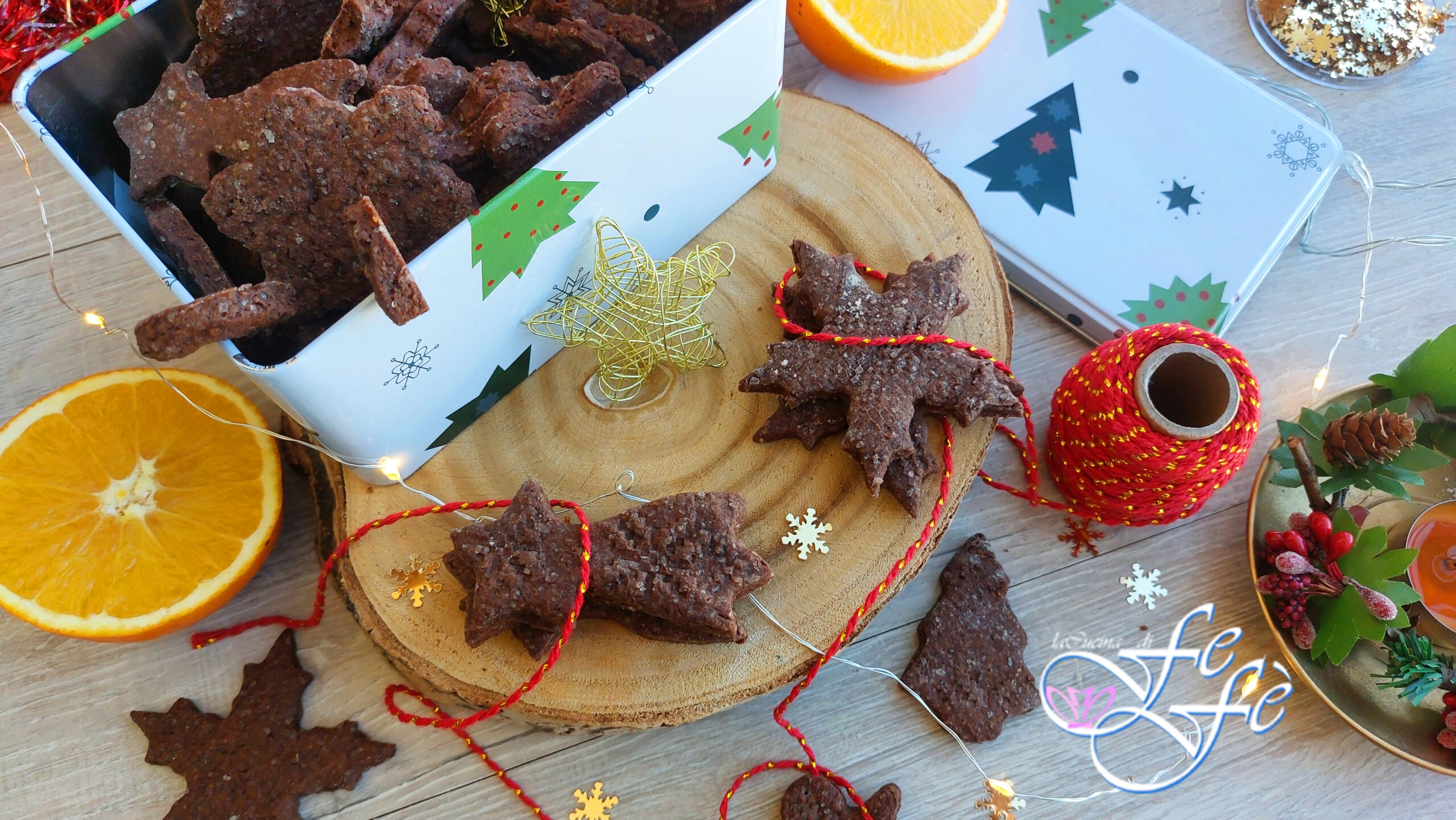 BISCOITOS ESPECIADOS DE CACAU E LARANJA